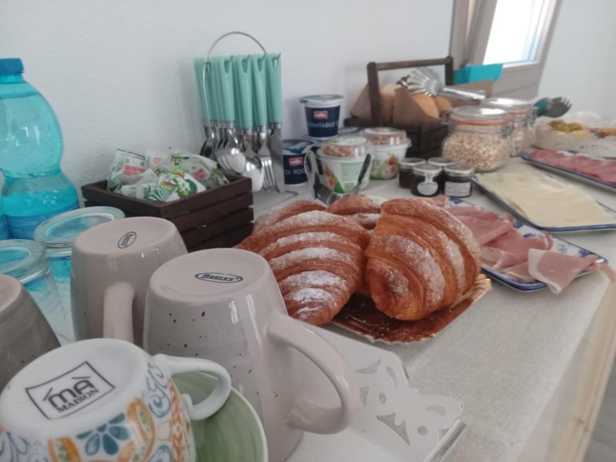B&B Luchia Orosei Zewnętrze zdjęcie